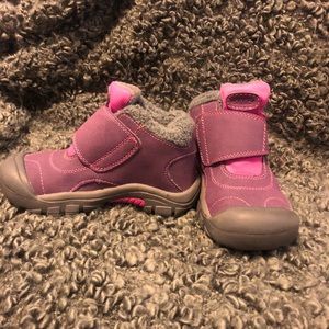 Gently worn Keen toddler boots